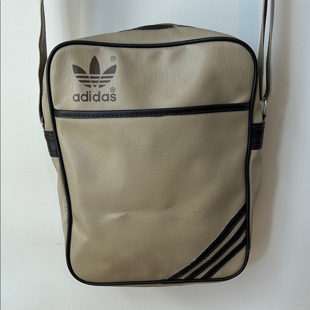 Adidas Tan Messenger Bag with Trefoil Logo, Vintage - Picture 2 of 12